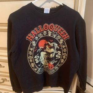 Halloween sweatshirt, M